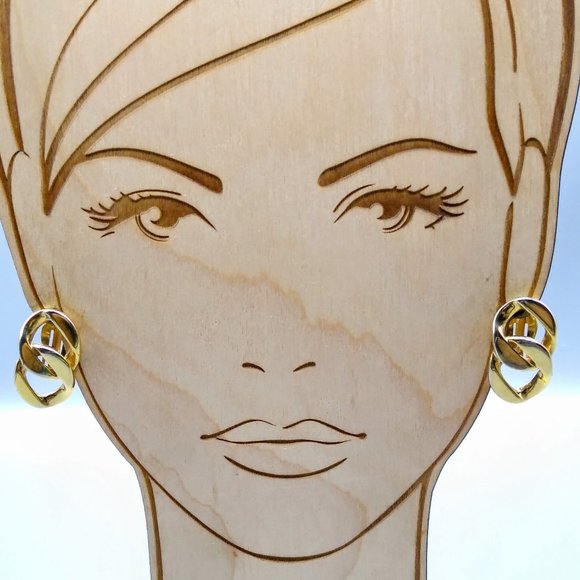Chunky Curb Link Earrings, Polished Gold Tone Chic Clip Ons - Picture 1 of 4